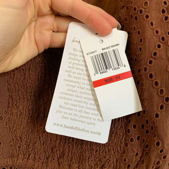 Band of the Free (FKA Band of Gypsies) brown smocked eyelet boho top XS - Picture 8 of 8